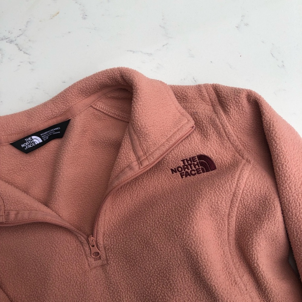 North Face Peachy Half Zip up
